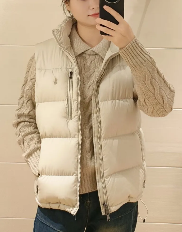 25118 # Gray Apricot Consultation Picture P460